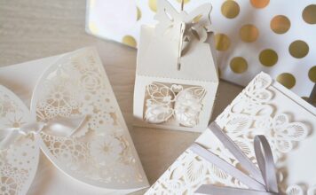 Co napisać na końcu zaproszenia?